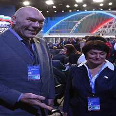 The 7-Foot Russian Giant Who Went From Heavyweight Champ to Putin's Politician (And Just Got Banned ..