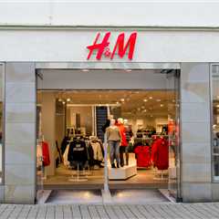H&M Just Strapped Bodycams on Their Staff Because Shoplifting Has Gone Completely Mental