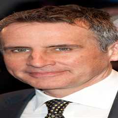Insights into Dermot Murnaghan's Cancer Diagnosis and Systemic Healthcare Gaps