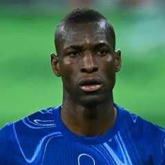 United Eyeing Chelsea's Jackson While Villa Lurks in the Shadows