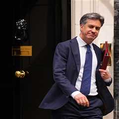Examining Ed Miliband's Energy Strategy: Balancing Green Goals and Household Heating Concerns
