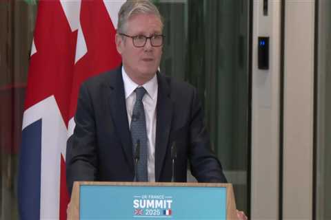 Analysis: Starmer and Macron's Controversial Migrant Return Scheme Raises Ethical Concerns