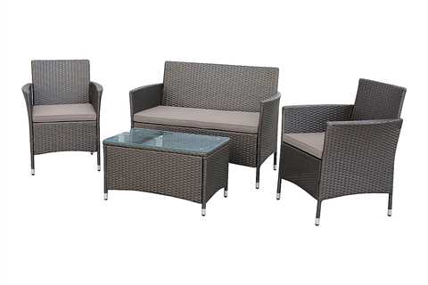 I Just Spent 20 Minutes Fighting Other Parents for This B&Q Garden Set (And I'm Not Even Sorry)