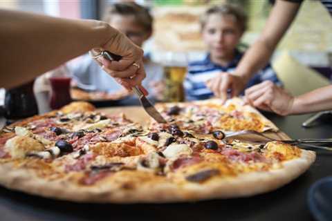 Another Restaurant Chain Bites the Dust (And This One Actually Hurt)