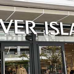 River Island's Death Spiral: 33 Stores Down, 71 More on Life Support