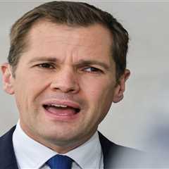Analysis: Robert Jenrick Criticizes BBC Over Migrant Fear Accusations