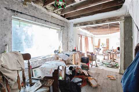 This £600k Bournemouth House is Basically a Horror Movie Set - But I'm Weirdly Tempted