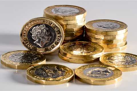 Why I Still Stuff Crumpled Fivers in My Pocket (And You Probably Do Too)