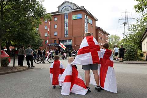 Challenges Persist as Failed Asylum Seekers Remain Stranded in UK Amid Deportation Delays