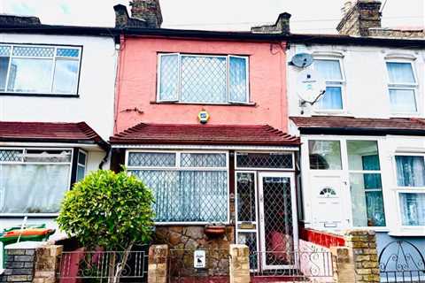 This £380k House Looks Dead Normal Until You See What's Hiding Inside