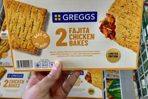 Found These Greggs Fajita Bakes at Iceland and My Wallet is Already Crying