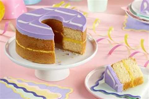 Fox's Just Dropped a Party Ring Cake and I'm Already Planning My Next Birthday