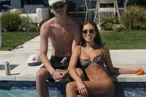 Paulina Gretzky Just Broke the Internet (Again) With This Pool Photo