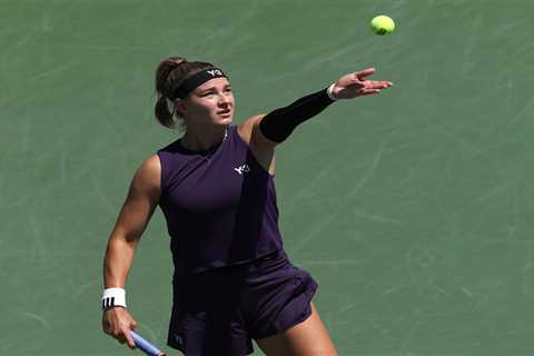 When Your Ex Shows Up Courtside: The Karolina Muchova Nightmare Nobody Talks About