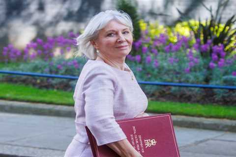 Holy Hell: Nadine Dorries Just Torched Her Own Party and Jumped Ship to Farage