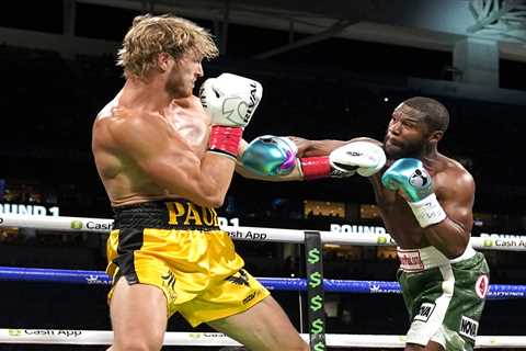 Holy Hell, Tyson vs. Mayweather is Actually Happening (And I'm Not Sure How to Feel About It)